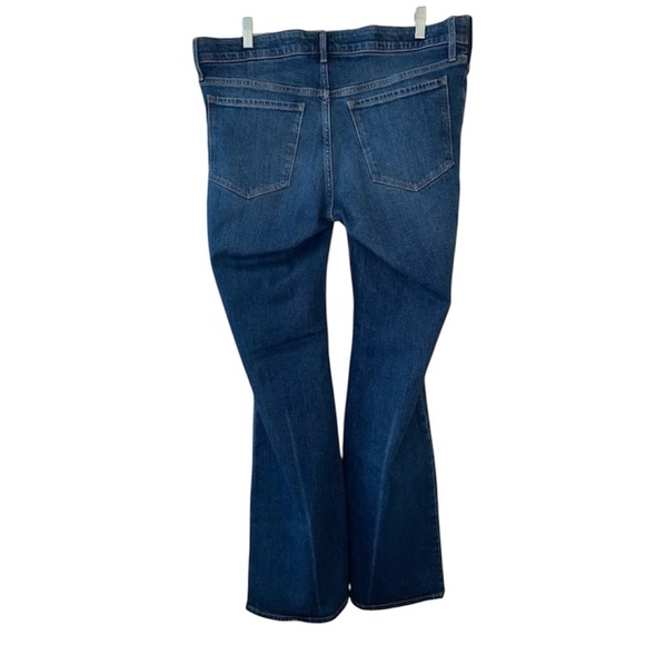 Old Navy Maternity Front Low-Panel Flare Jeans - Picture 5 of 5